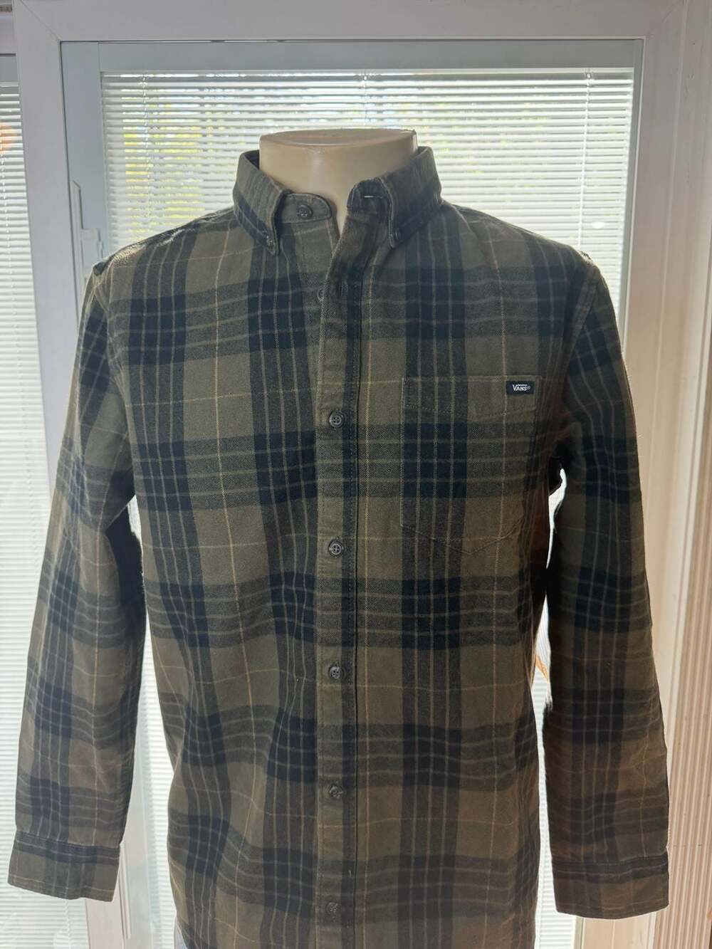 NWT Men’s Vans Long Sleeve Flannel Shirt